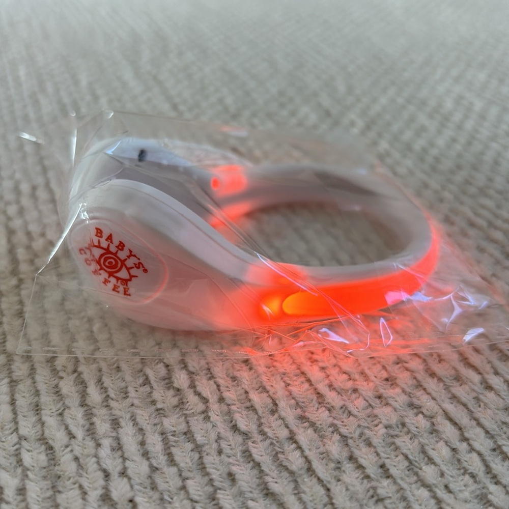 Flashing/ light up bracelet safety bracelet baby’s coffee key west NWT